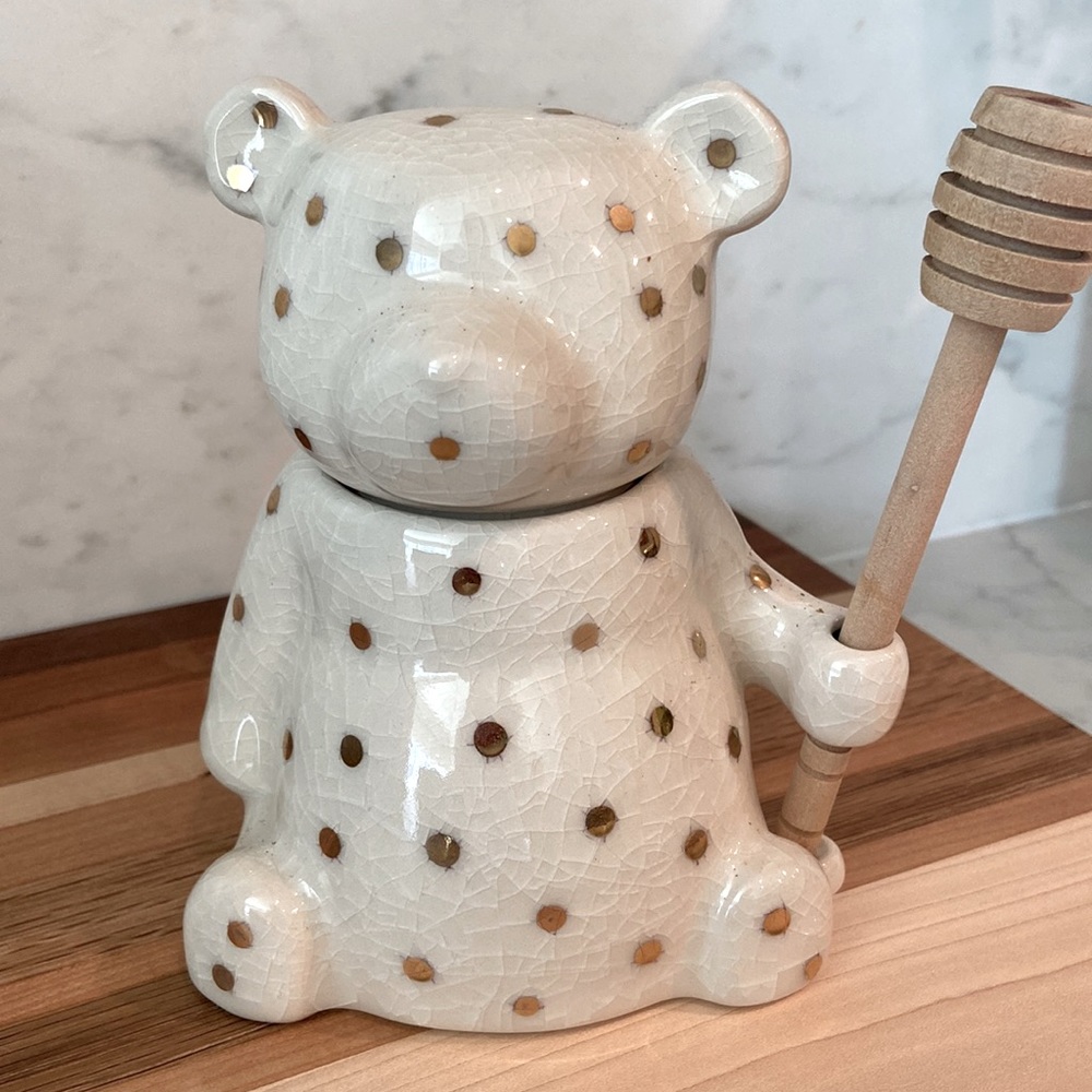 Ceramic bear honey jar